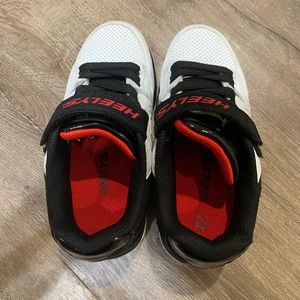 Heelys size 3